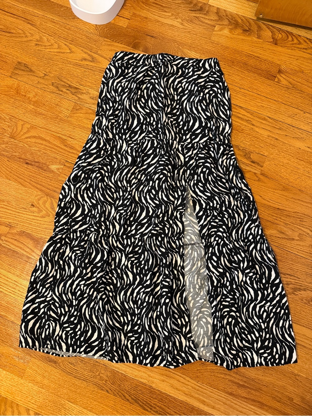 Nine West Black and White Maxi Skirt with Front Slit